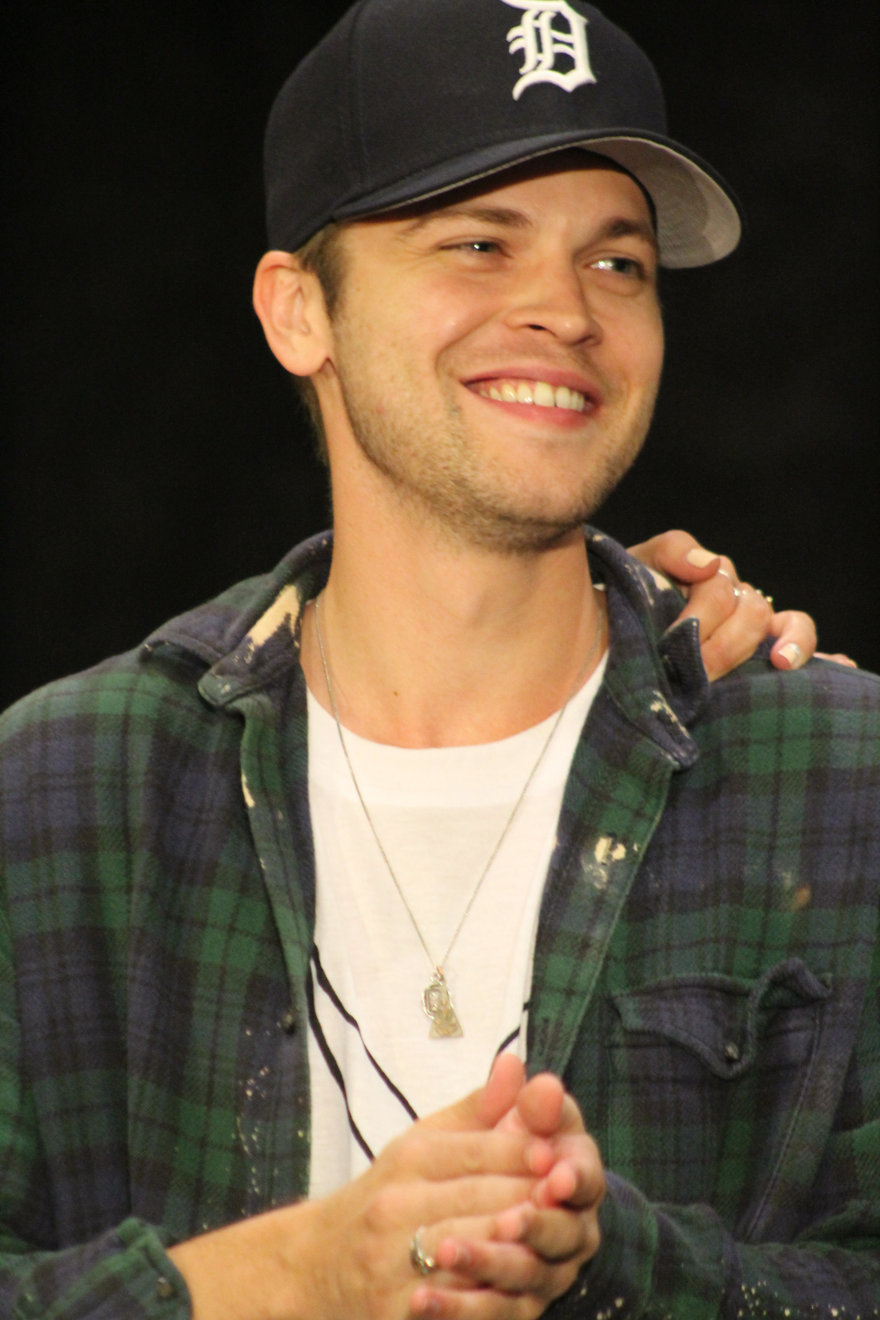 Alexander Calvert at SPN Denver Con. Photo courtesy of Brandi Walstrom ...